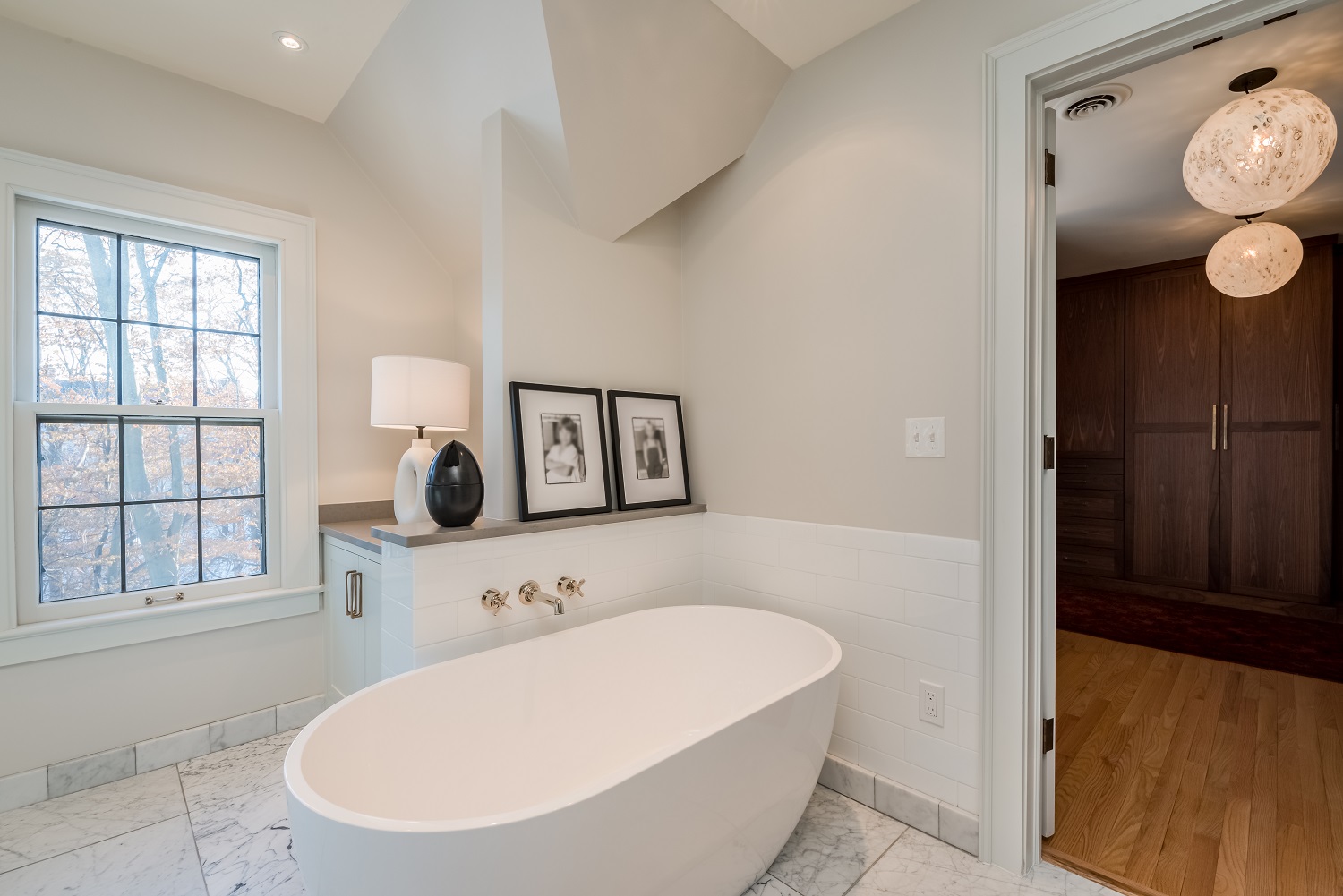 Soaking Bathtub in Wisconsin Home Remodel