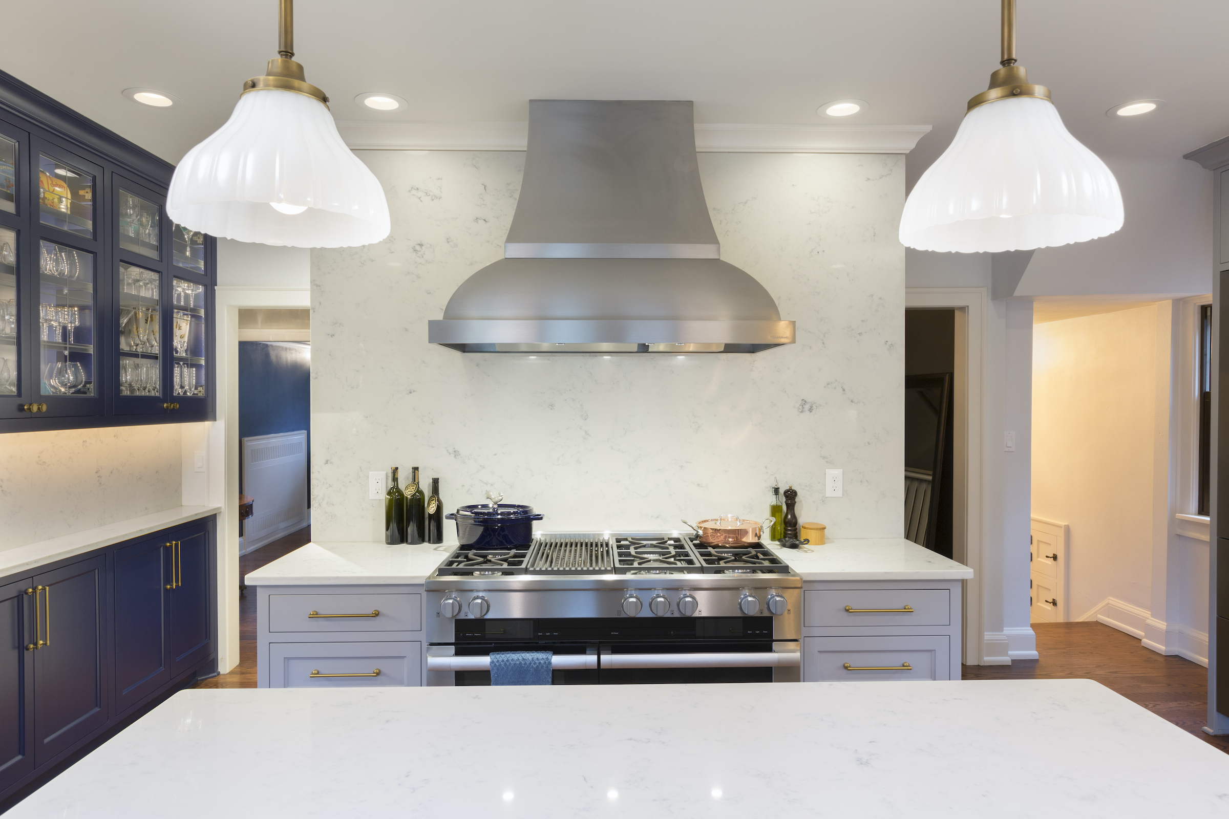New Range in Remodeled Wisconsin Kitchen