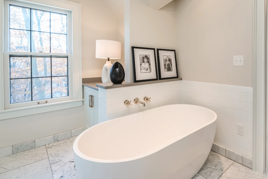 Minimalist Bathroom Design for Milwaukee Home Remodel