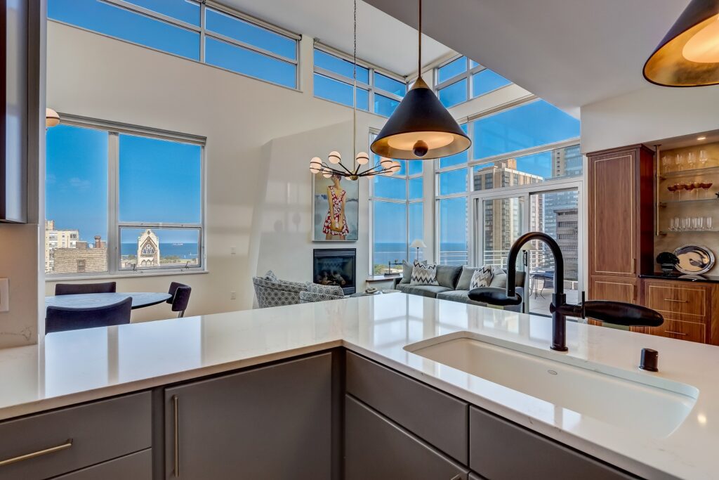 Milwaukee Condo with Remodeled Bar Area