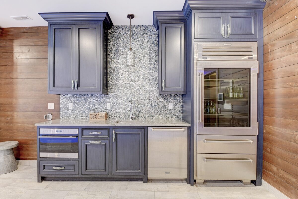 Bar Area by Indoor Pool Whitefish Bay, WI